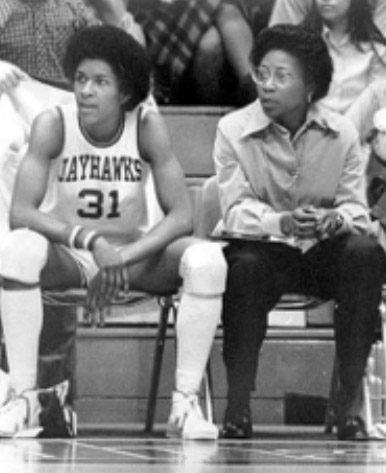 "Marian Washington on sidelines"